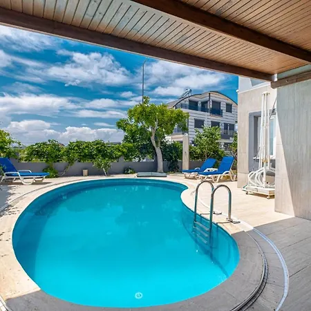 Charming With Private Pool In Belek