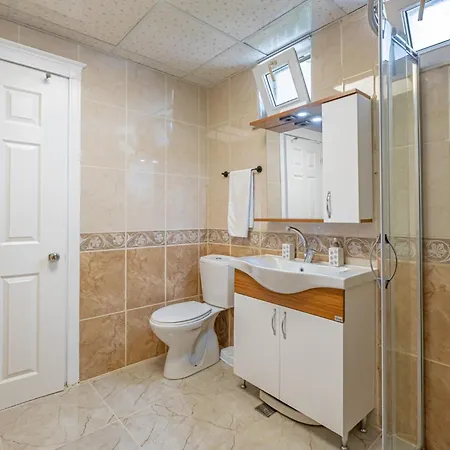 Charming With Private Pool In Hotel *