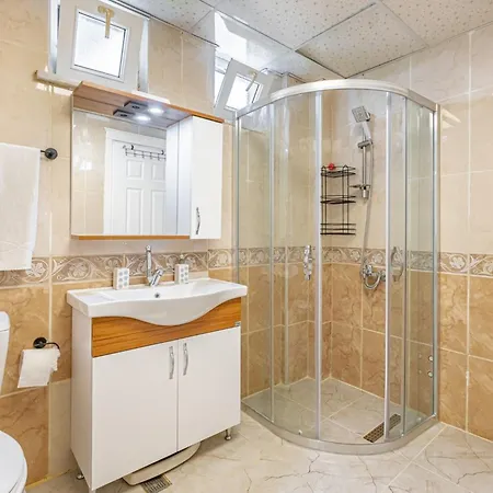 Charming With Private Pool In *